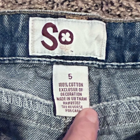 👖 SO Size 5/27 High Rise - Picture 2 of 3